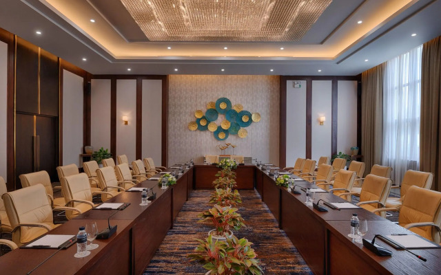 FLC Halong Bay Golf Club & Luxury Resort