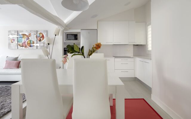 Zuria Apartment by FeelFree Rentals