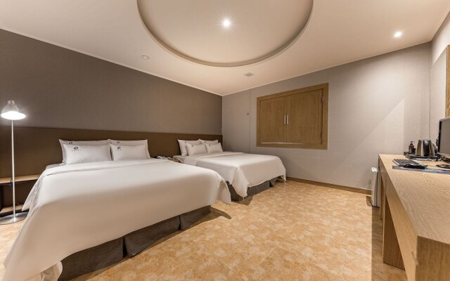 Yongin Singal Sangsang Hotel 1