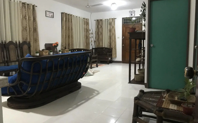 Prim Travellers Inn