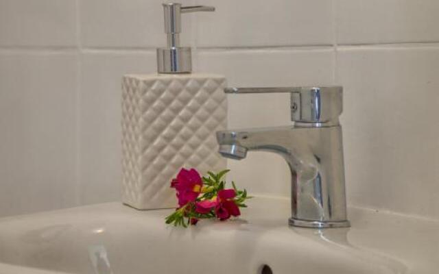 Ajax Apartments Rondo Onz