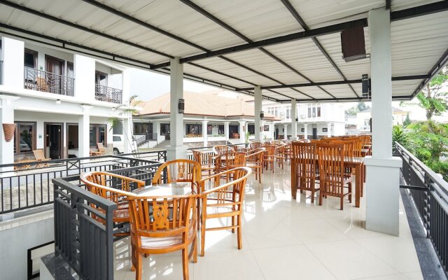Avila Ketapan Rame Hotel