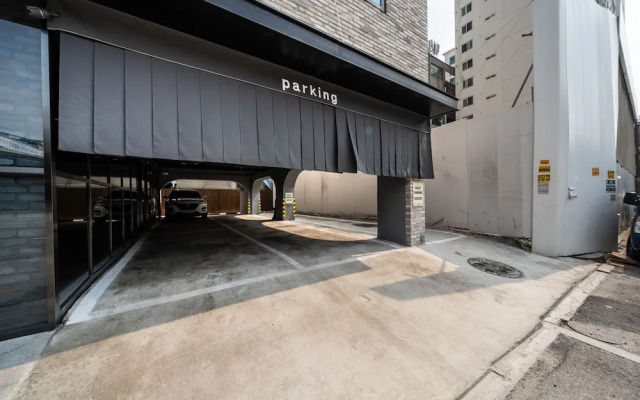 Seongnam 313 Avenue