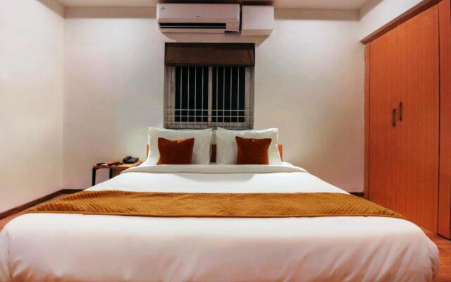 OYO 17209 SIlverKey Malikarjuna Residency