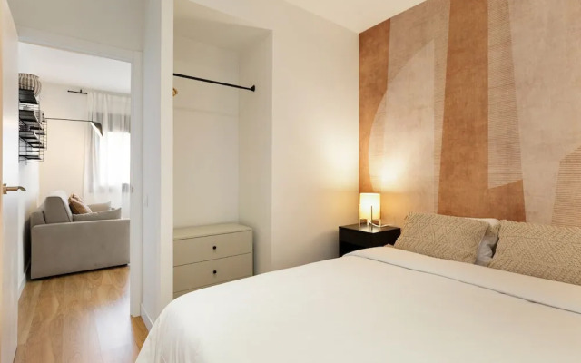 Urban Chill Apartments By Olala Homes