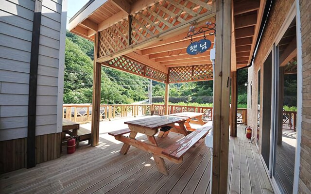 Gwangyang Four Seasons Story Pension