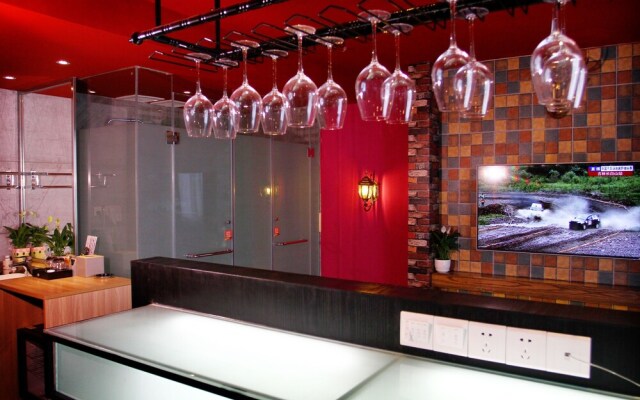 Luoyang Provence Theme Hotel