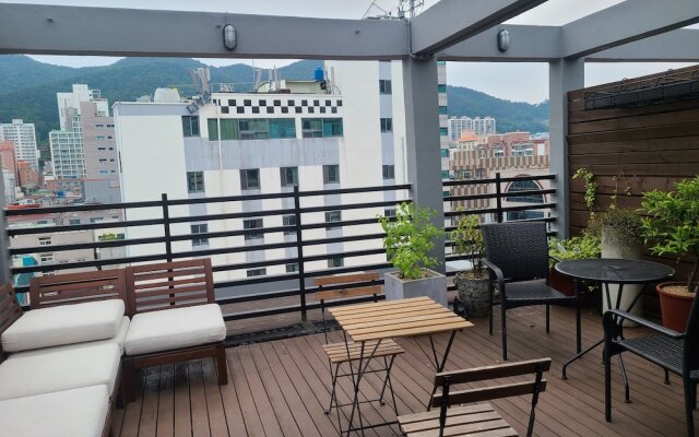 Jinwoo Prestige Hotel