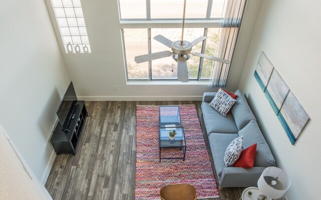 Lofted Studio with Parking by Frontdesk
