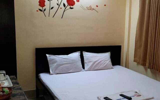 The Salvation Army Red  Shield Guest House - Hostel