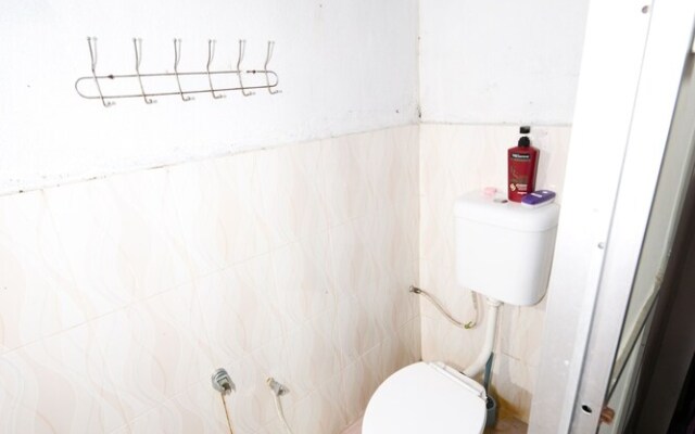 OYO 90915 Ilham Villa