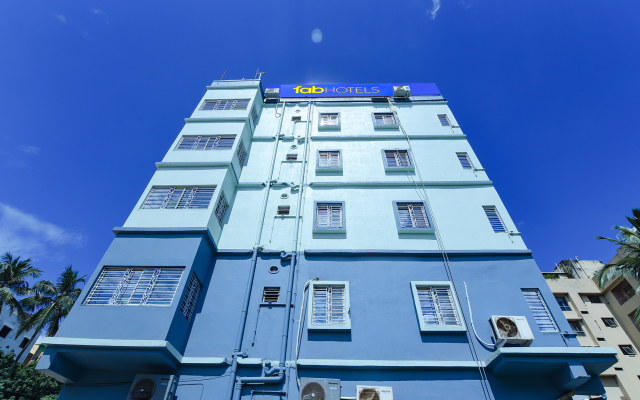Fabhotel Amar Raj Regency