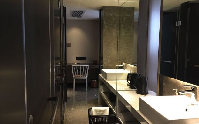 Guangzhou Paco Hotel - Dongpu Teemall