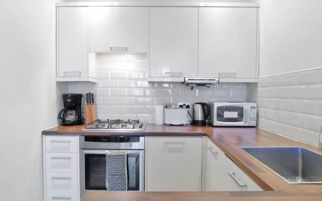 Ranelagh Fulham SW6 - 2 Bedroom Apartment - TLA 53859
