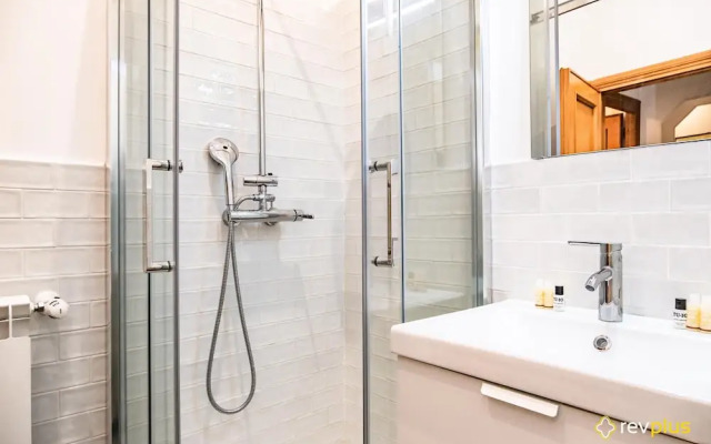 Apartment Cavour (Rm806)