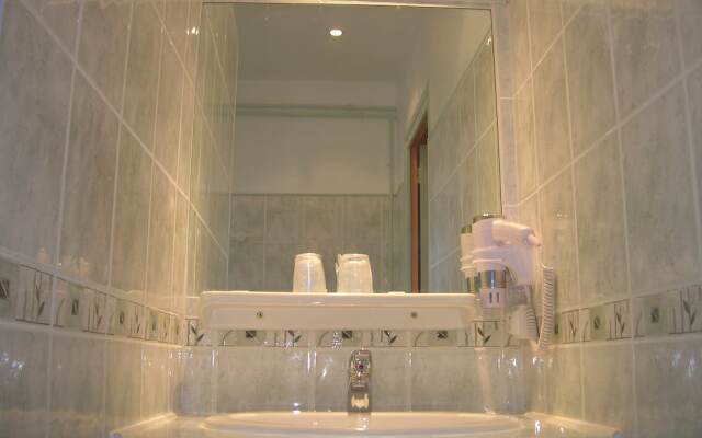 Labe Hotel