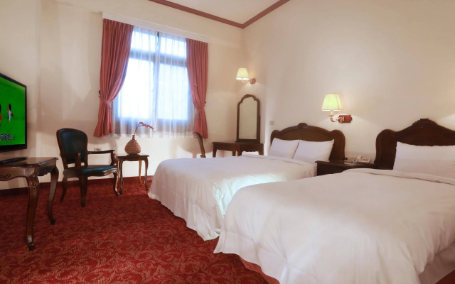 East Commercial Affairs Hotel