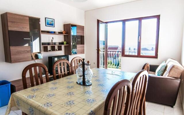 Apartments AnteV - 80m from the sea