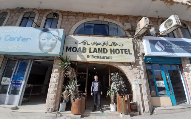 Moab Land Hotel
