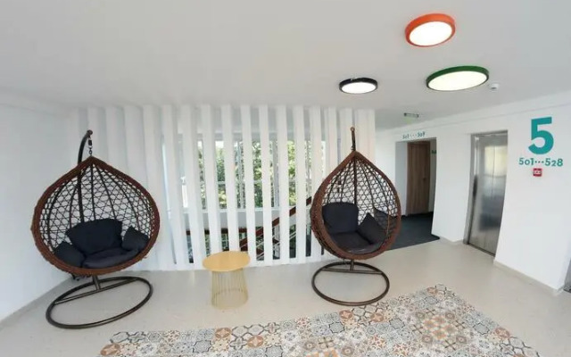 Spring Holiday Resort