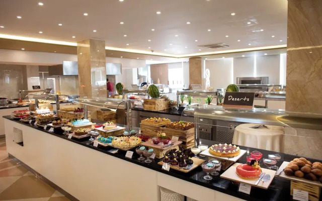 FAFA Aqua Blue Hotel