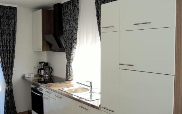 Merkel Villa Apartamente