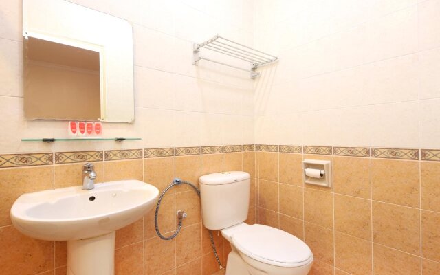 Comfort Hotel By OYO Rooms