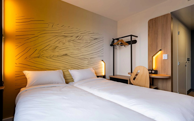 B&B HOTEL Valenciennes Onnaing