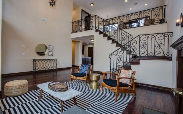 Stunning 5br/3.5ba House in La Jolla