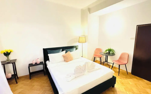 University Square Studio