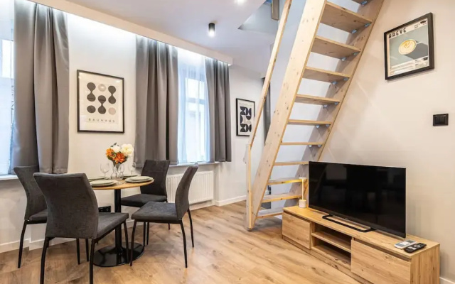 Family Loft With Mezzanine Old Town