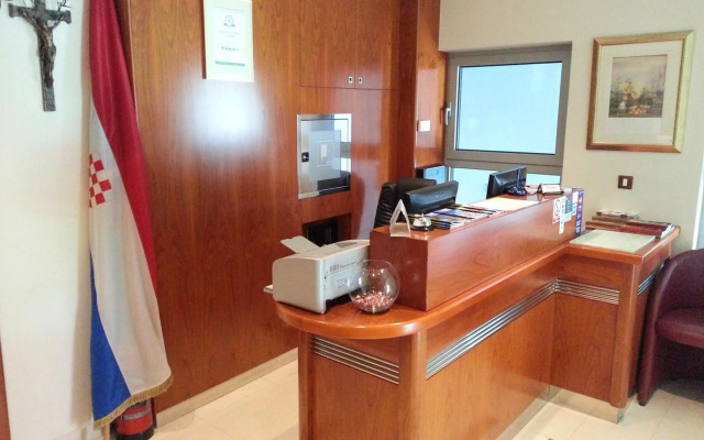 Hotel Croatia
