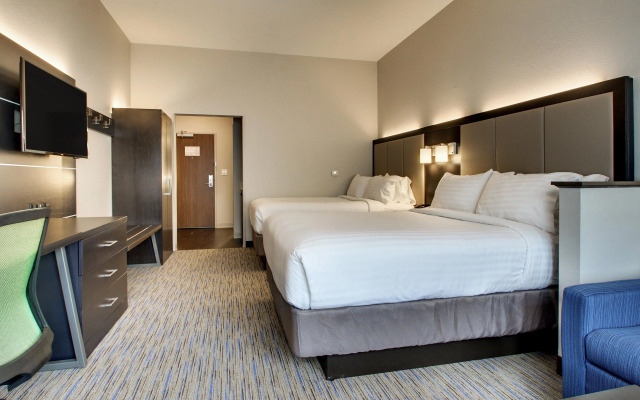 Holiday Inn Express & Suites Summerville by IHG