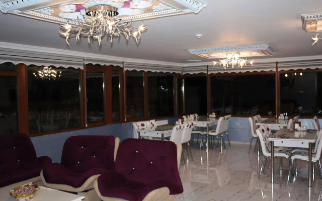Naila Hotel