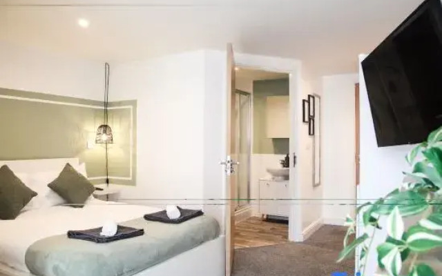 £ - City Centre - Duke Street Studio ~  Location