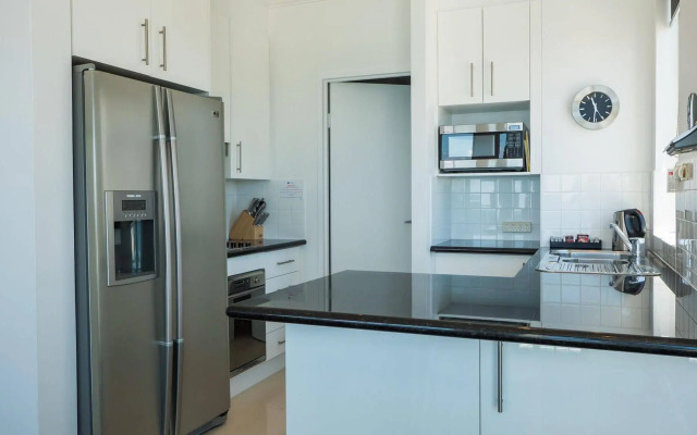 Pacific Views Resort