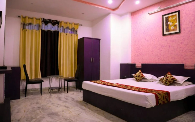 Hotel Akshat Niwas