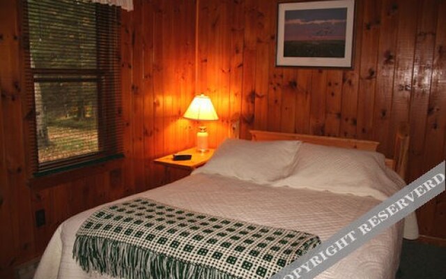 Hay Lake Lodge & Cottages