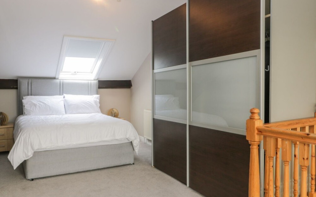 7a Belvoir Terrace
