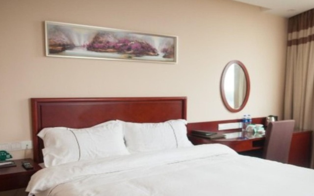GreenTree Inn Jiangsu Wuxi New District High Speed Rail Station Newland Family Express Hotel – Guest Rooms – Wuxi