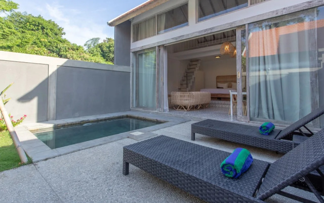White Studio Villa