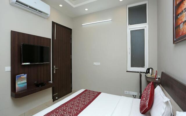 Capital O 17150 Hotel Silver Royal