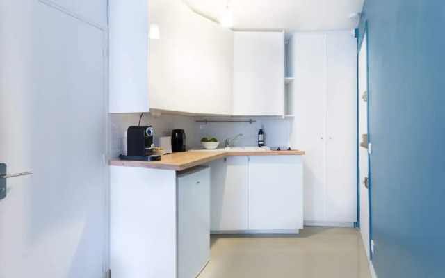 Vibrant Studio for 4 Near Gare de L'est