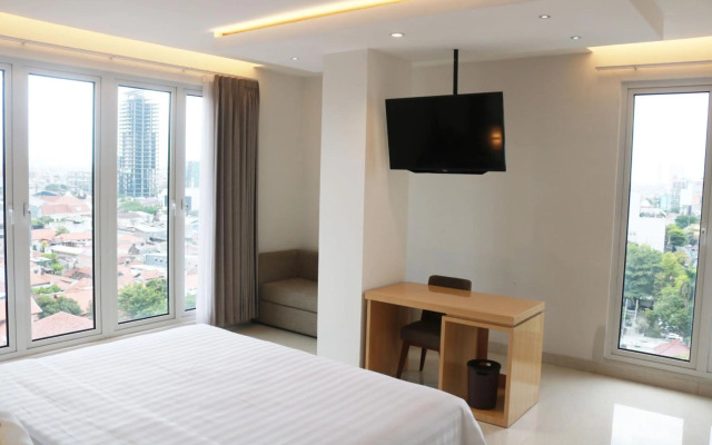 Surabaya River View Hotel