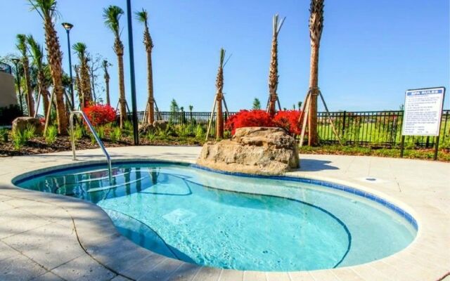 5 Bedrooms Vacation Homes by RedAwning