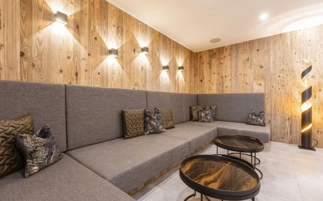 Pleasant Apartment With Shared Pool