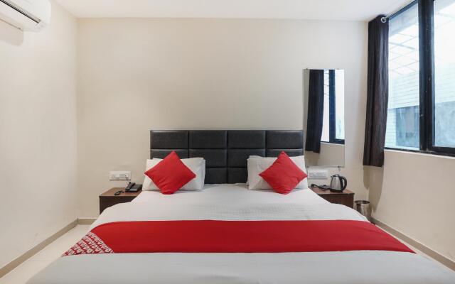 OYO Flagship 74901 Hotel Kumkum Palace