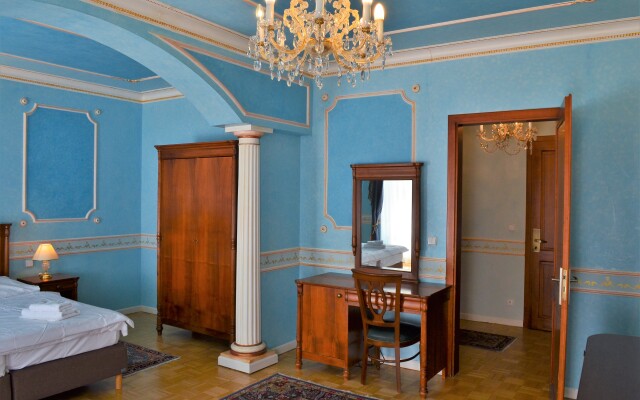 Renesance Krásná Královna