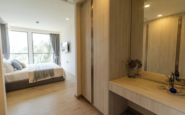 The Ozone Condotel Phuket