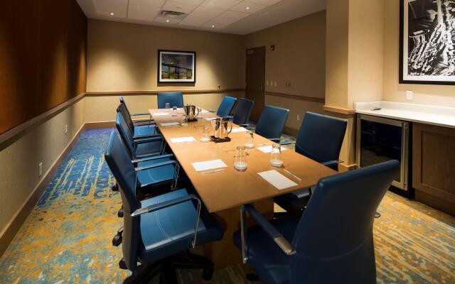 Embassy Suites by Hilton Memphis East Germantown Area